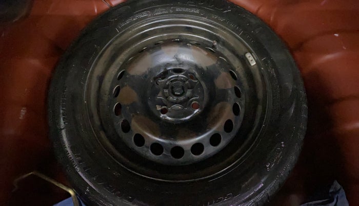 2014 Hyundai Xcent S 1.2, Petrol, Manual, 1,06,542 km, Spare Tyre