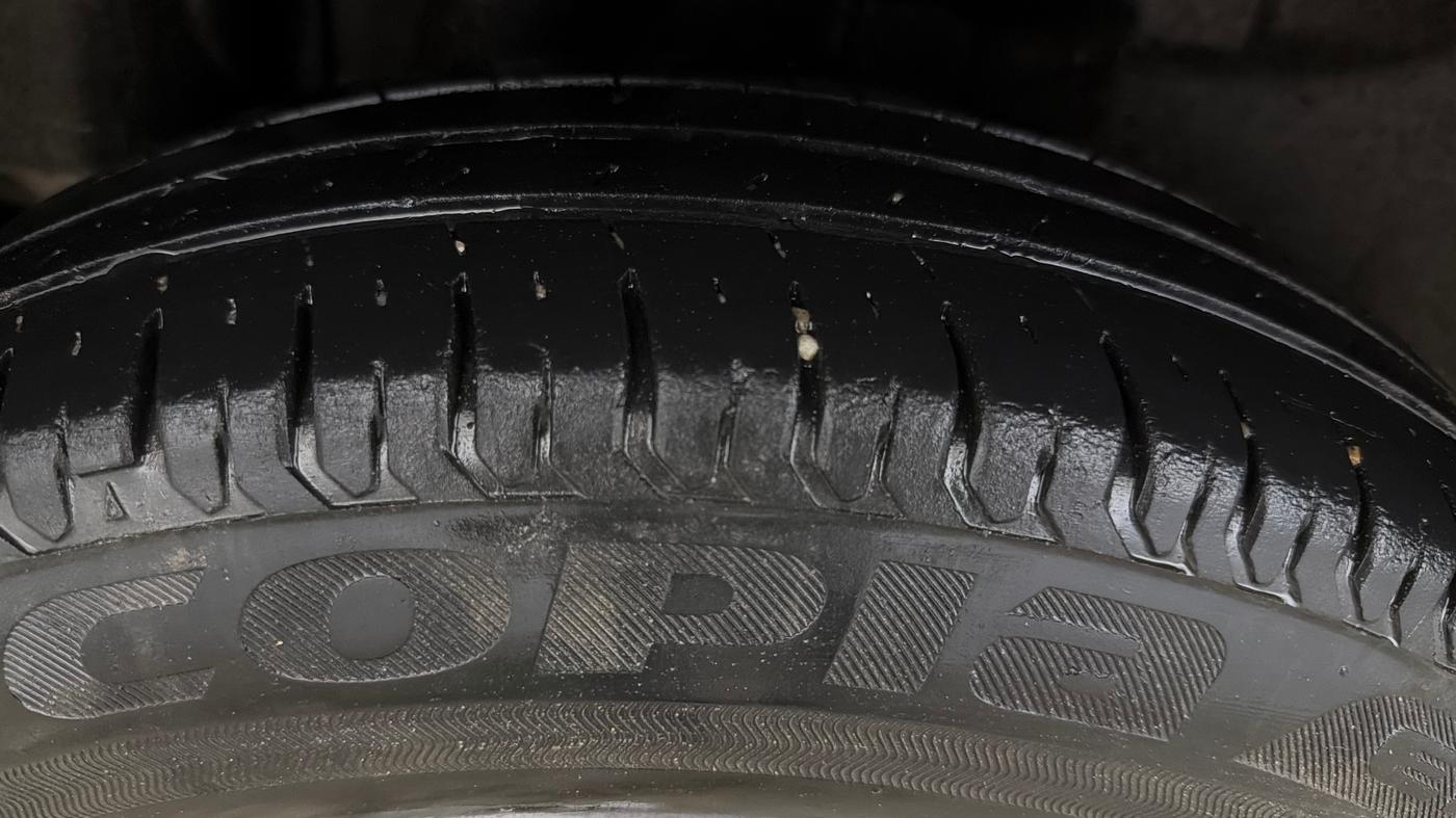 2019 Maruti Swift LXI, Petrol, Manual, 47,304 km, Right Rear Tyre Tread