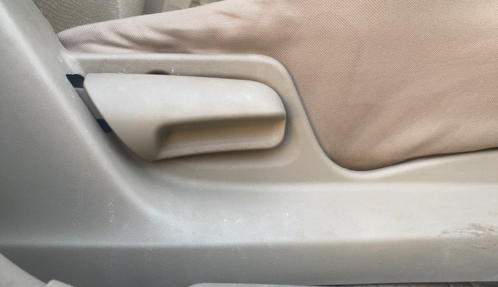 2014 Maruti Swift Dzire VDI, Diesel, Manual, 88,849 km, Driver Side Adjustment Panel