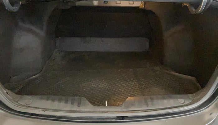 2019 Maruti Ciaz ALPHA 1.5 SHVS PETROL, Petrol, Manual, 76,307 km, Boot Inside