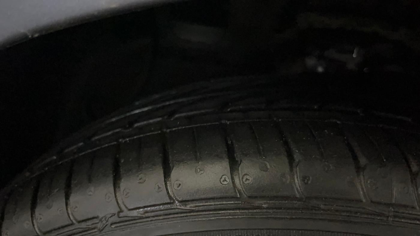 2015 Hyundai Xcent SX 1.2 (O), Petrol, Manual, 54,808 km, Left Front Tyre Tread