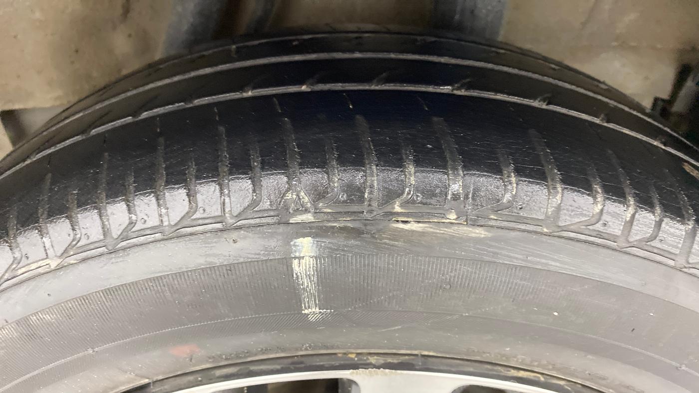 2017 Honda City V MT PETROL, Petrol, Manual, 28,310 km, Left Rear Tyre Tread