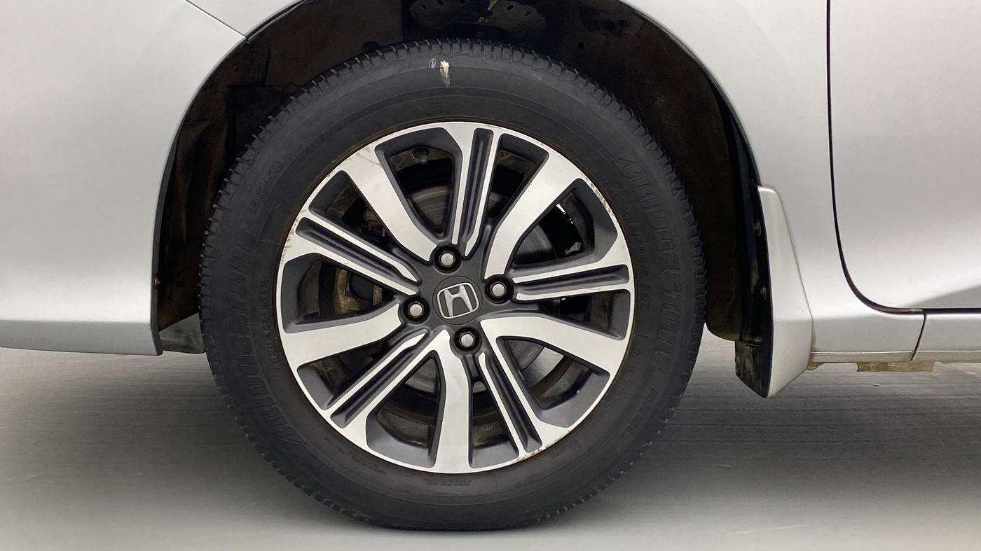 2017 Honda City V MT PETROL, Petrol, Manual, 28,310 km, Left Front Wheel