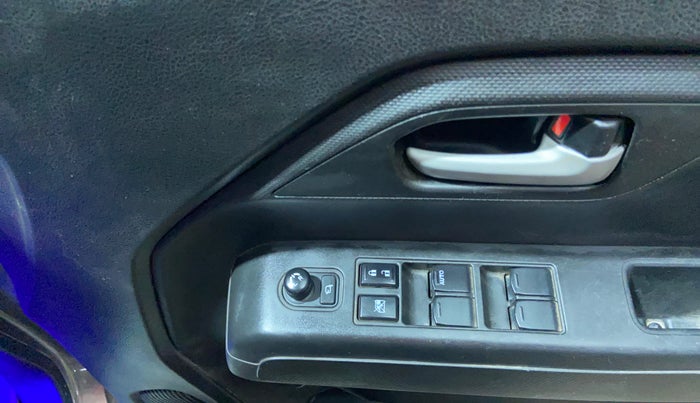 2022 Maruti New Wagon-R ZXI PLUS 1.2, Petrol, Manual, 23,517 km, Driver Side Door Panels Control