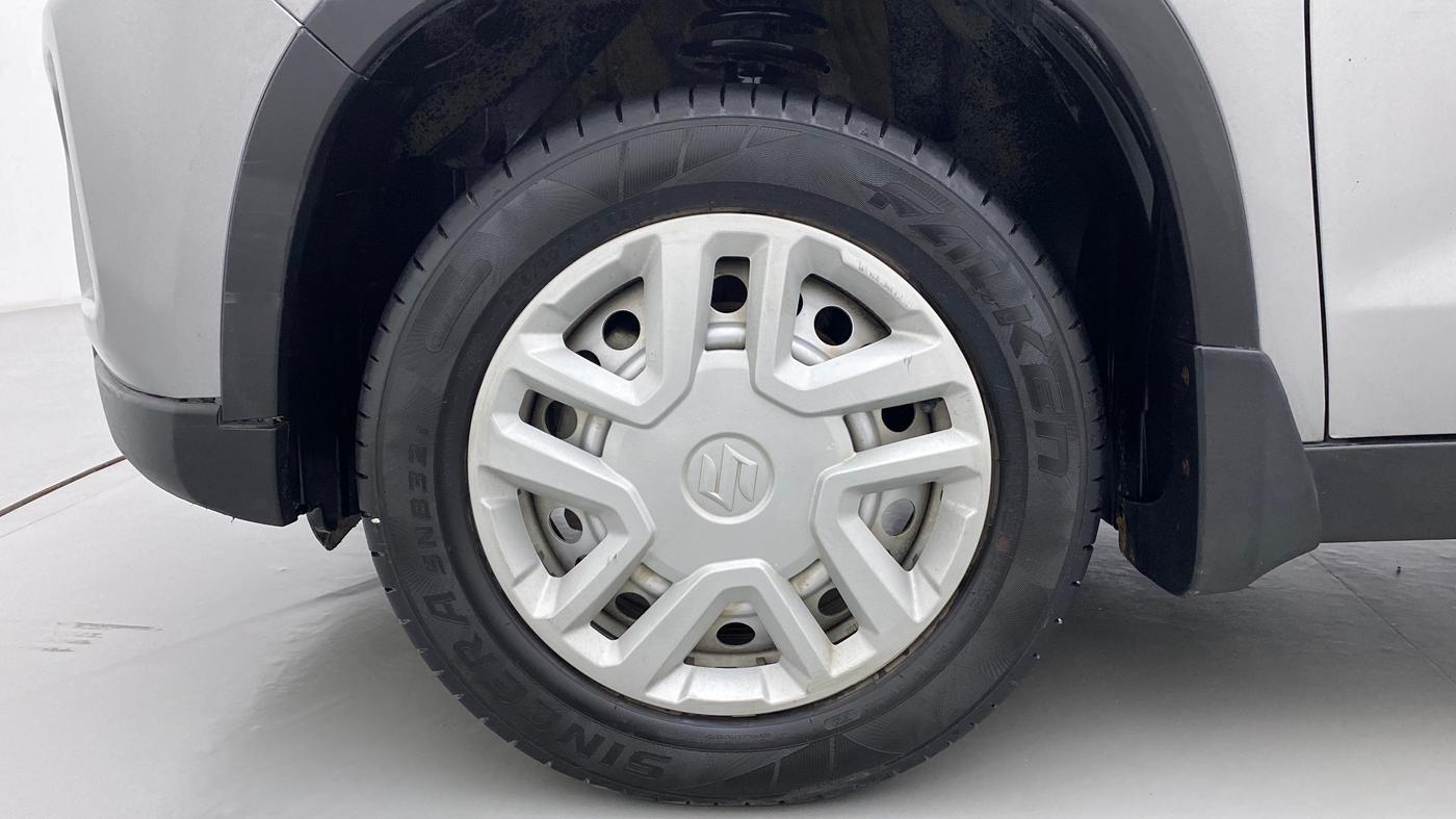 2020 Maruti Vitara Brezza LXI, Petrol, Manual, 38,639 km, Left Front Wheel