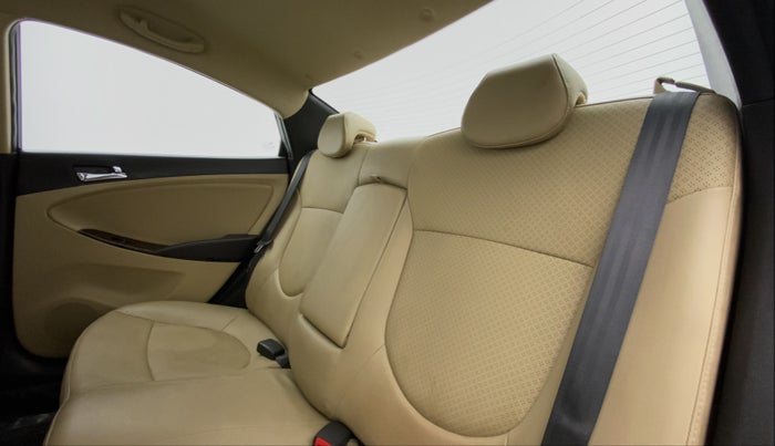 2014 Hyundai Verna FLUIDIC 1.6 SX VTVT OPT, Petrol, Manual, 60,444 km, Right Side Rear Door Cabin