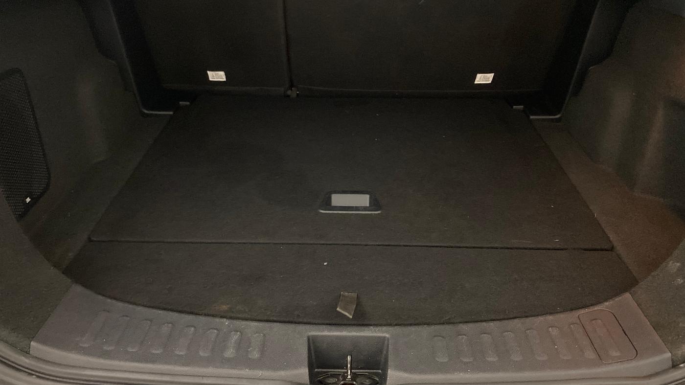 2023 Tata Harrier XZA + O 2.0L RED DARK EDITION 5 STR, Diesel, Automatic, 39,099 km, Boot Inside