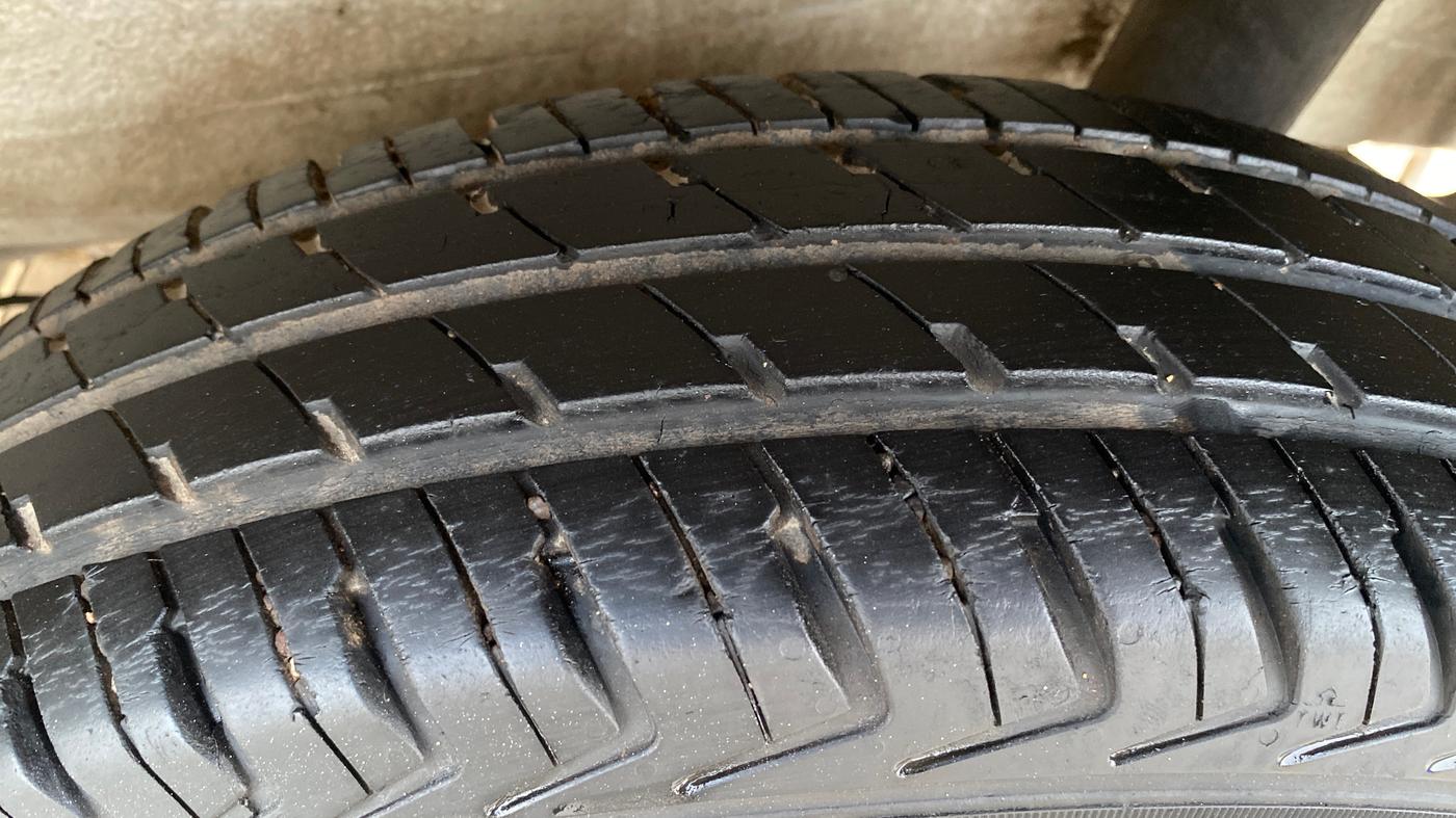 2023 Maruti Alto K10 VXI PLUS AMT, Petrol, Automatic, 28,595 km, Left Rear Tyre Tread