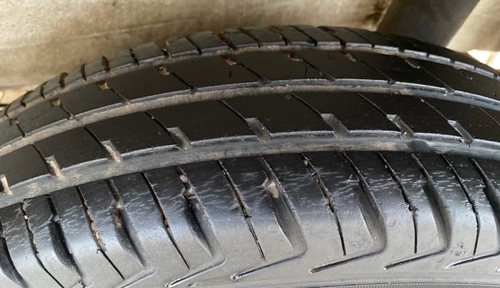 2023 Maruti Alto K10 VXI PLUS AMT, Petrol, Automatic, 28,595 km, Left Rear Tyre Tread