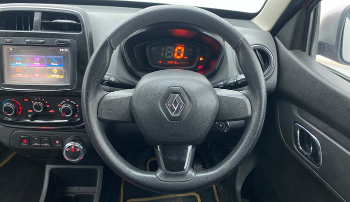 2018 Renault Kwid RXT 1.0 AMT (O), Petrol, Automatic, 48,812 km, Steering Wheel Close Up