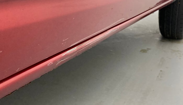 2018 Renault Kwid RXT 1.0 AMT (O), Petrol, Automatic, 48,812 km, Right running board - Minor scratches