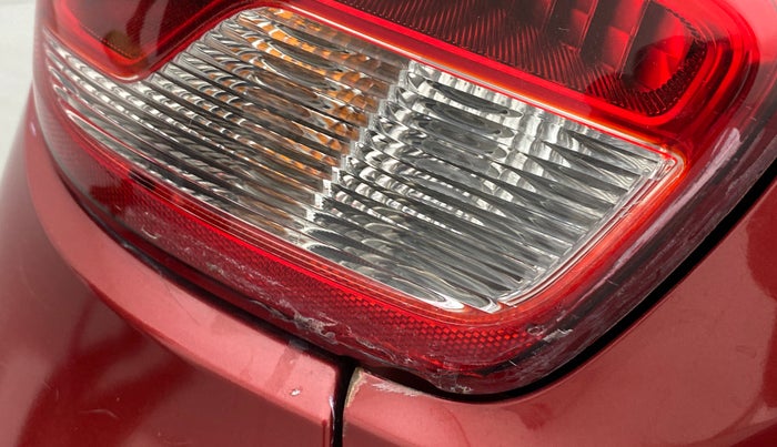 2018 Renault Kwid RXT 1.0 AMT (O), Petrol, Automatic, 48,812 km, Left tail light - Minor damage
