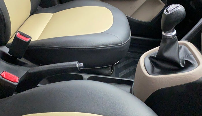2019 Hyundai Grand i10 ASTA 1.2 VTVT, Petrol, Manual, 14,955 km, Gear Lever