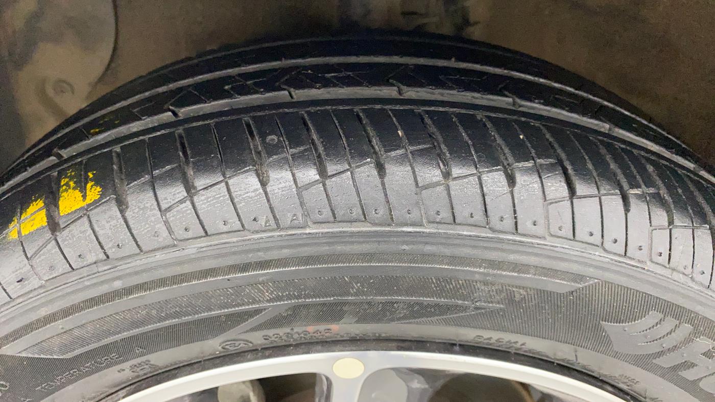 2019 Hyundai Grand i10 ASTA 1.2 VTVT, Petrol, Manual, 14,955 km, Left Front Tyre Tread