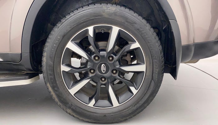 2020 Mahindra XUV500 W11(O), Diesel, Manual, 57,596 km, Left Rear Wheel