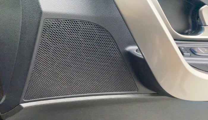 2020 Mahindra XUV500 W11(O), Diesel, Manual, 57,596 km, Speaker
