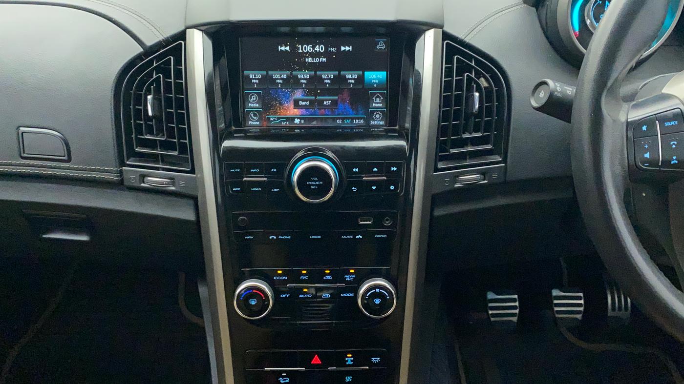 2020 Mahindra XUV500 W11(O), Diesel, Manual, 57,596 km, Air Conditioner