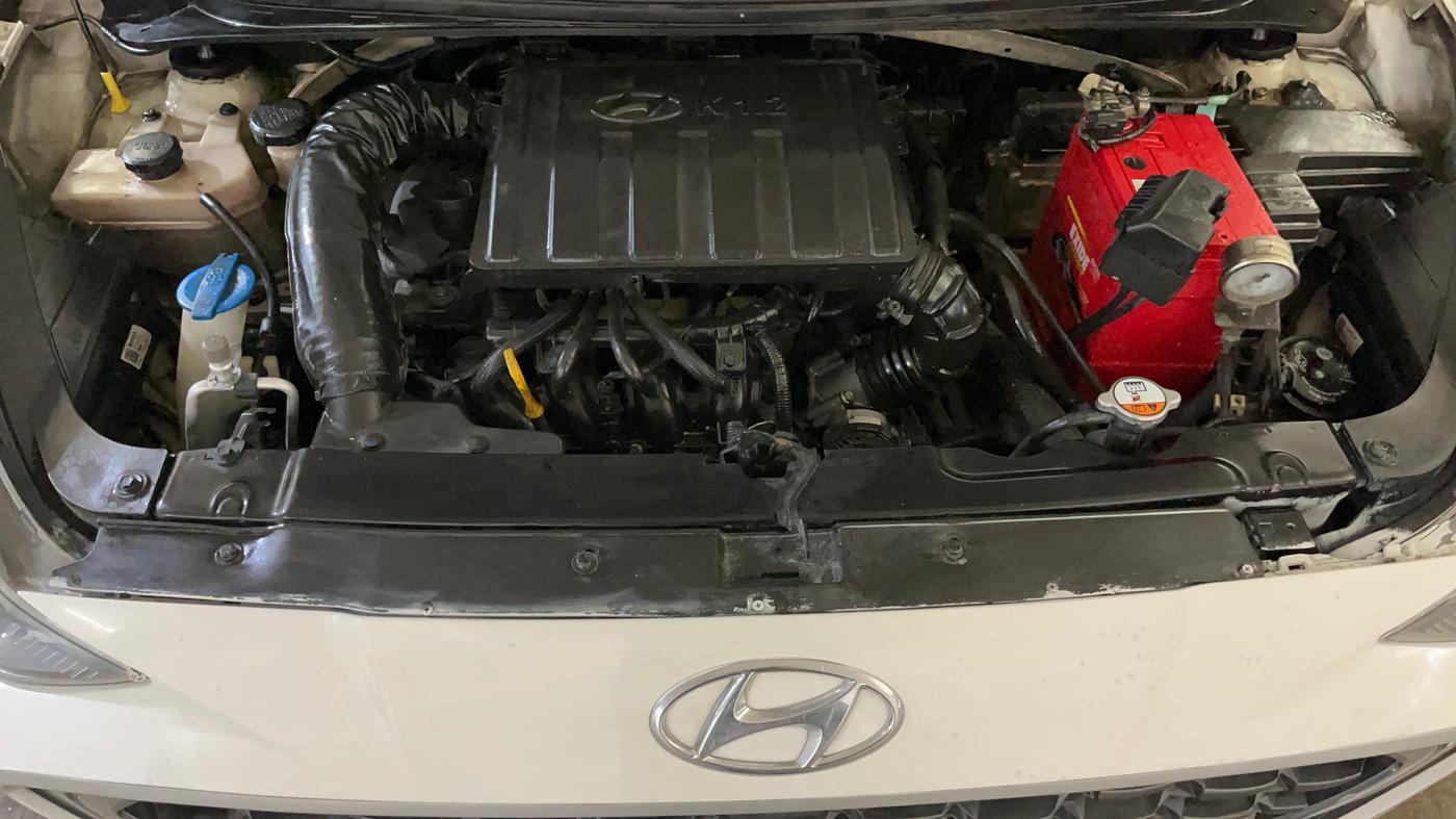 2021 Hyundai AURA S 1.2 CNG, CNG, Manual, 1,08,024 km, Engine View