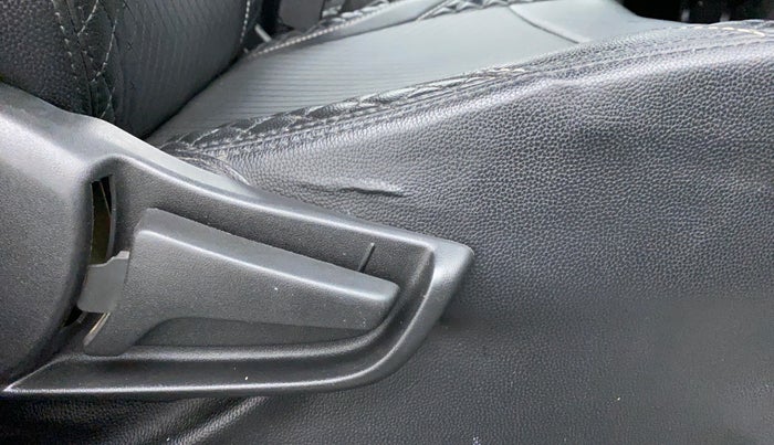 2020 Maruti S PRESSO LXI (O) CNG, CNG, Manual, 29,793 km, Driver Side Adjustment Panel