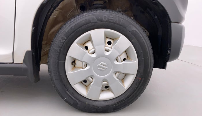 2020 Maruti S PRESSO LXI (O) CNG, CNG, Manual, 29,793 km, Right Front Wheel