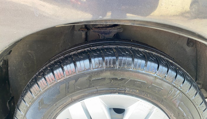2017 Maruti Alto 800 LXI, Petrol, Manual, 73,202 km, Right Front Tyre Tread