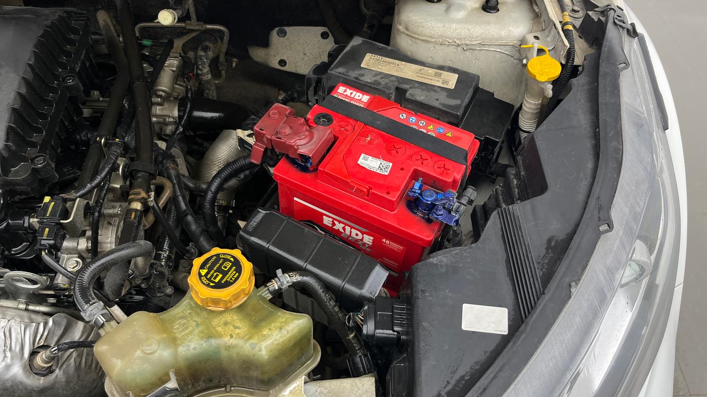 2021 Tata NEXON XZ PLUS PETROL DUAL TONE, Petrol, Manual, 38,282 km, Engine View - Left