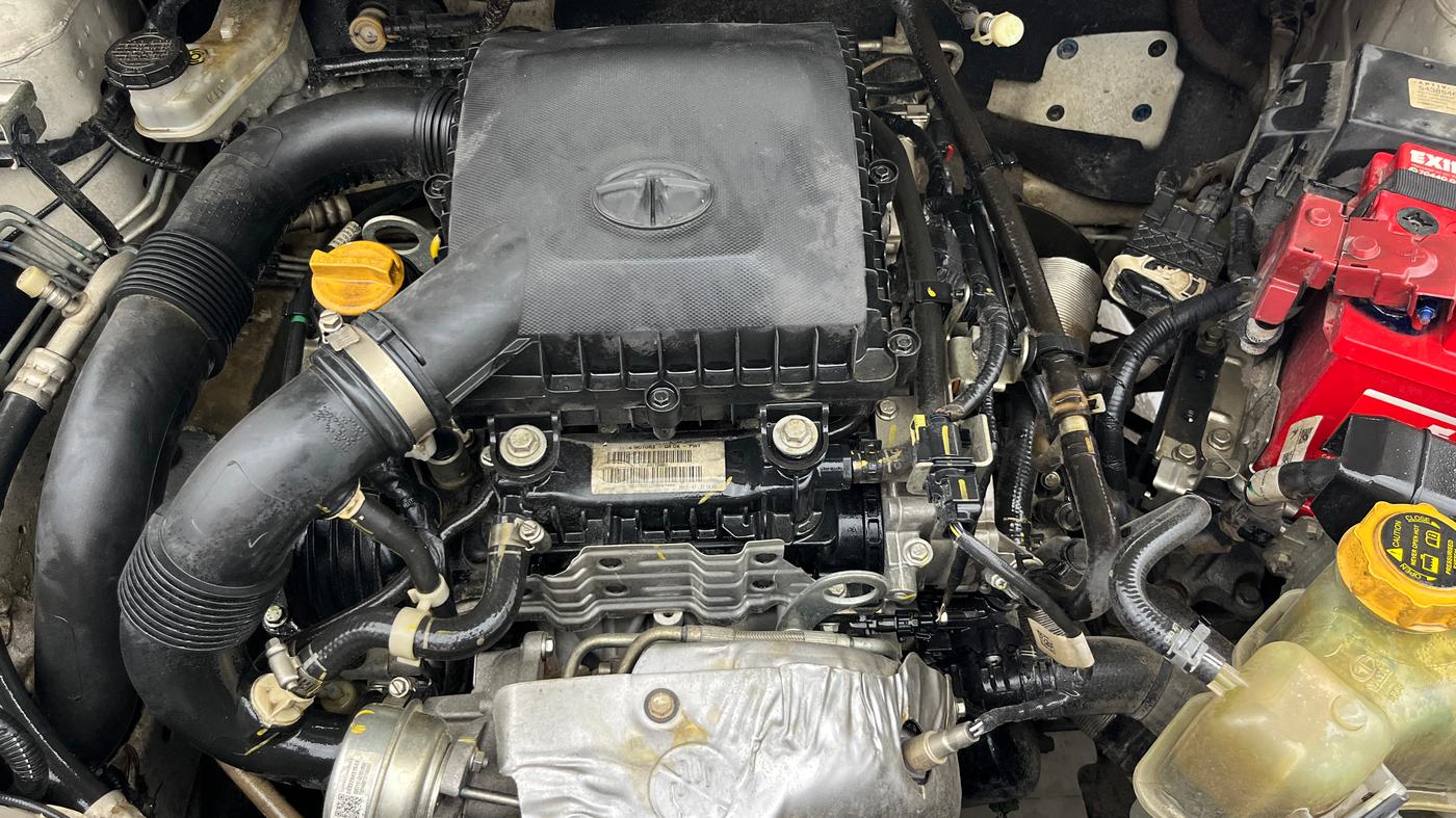2021 Tata NEXON XZ PLUS PETROL DUAL TONE, Petrol, Manual, 38,282 km, Engine View