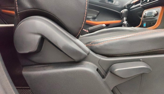 2019 Ford Ecosport TITANIUM 1.0L ECOBOOST SPORTS(SUNROOF), Petrol, Manual, 19,588 km, Driver Side Adjustment Panel