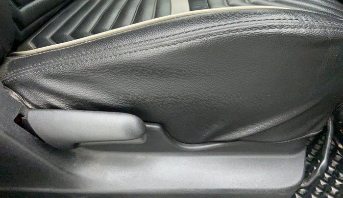 2018 Maruti Vitara Brezza VDI, Diesel, Manual, 55,493 km, Driver Side Adjustment Panel