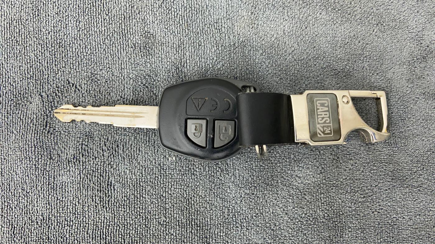 2018 Maruti Vitara Brezza VDI, Diesel, Manual, 55,493 km, Key Close Up