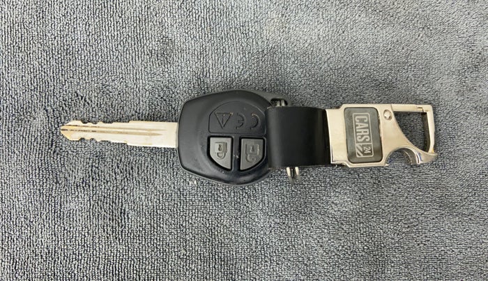 2018 Maruti Vitara Brezza VDI, Diesel, Manual, 55,493 km, Key Close Up