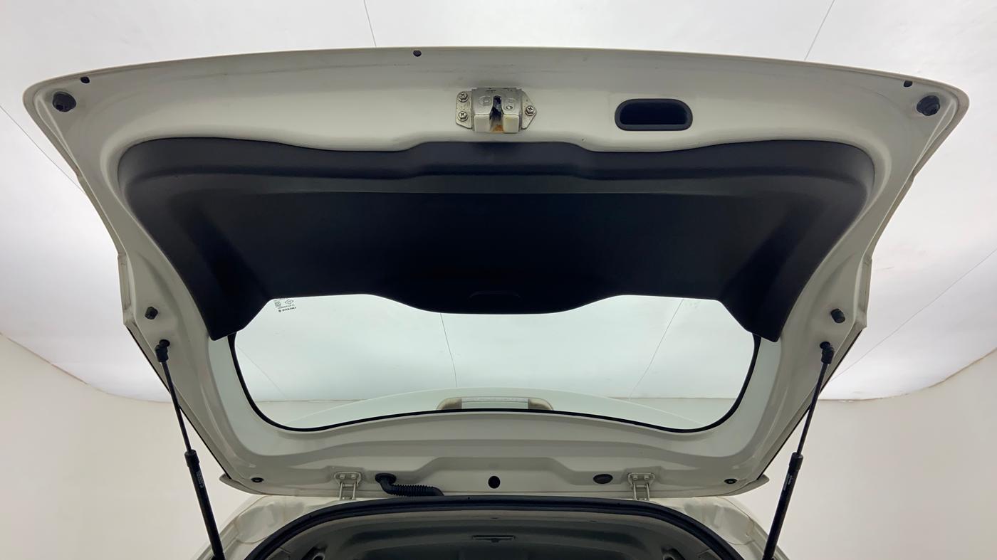 2018 Maruti Vitara Brezza VDI, Diesel, Manual, 55,493 km, Boot Door Open