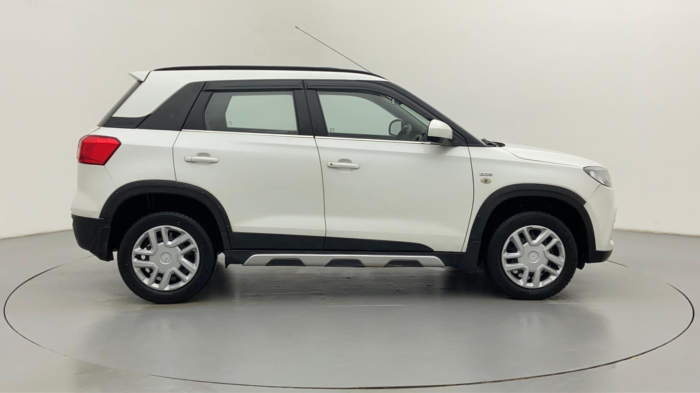 2018 Maruti Vitara Brezza VDI, Diesel, Manual, 55,493 km, Right Side