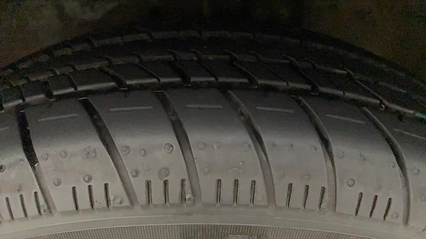 2016 Maruti Celerio VXI, Petrol, Manual, 61,274 km, Left Front Tyre Tread