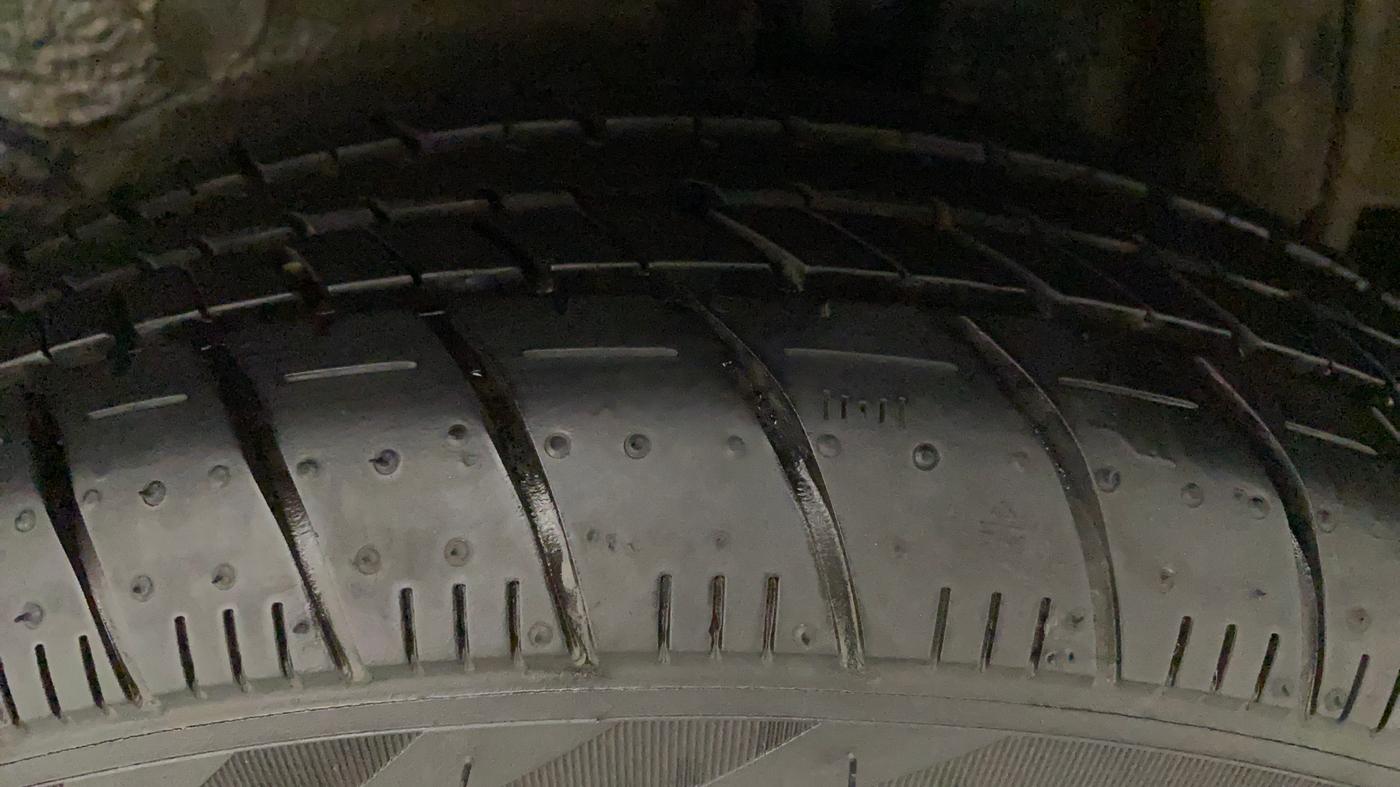 2016 Maruti Celerio VXI, Petrol, Manual, 61,274 km, Left Rear Tyre Tread