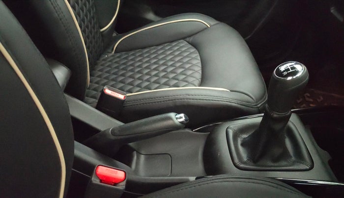 2025 Toyota Glanza G E-CNG, CNG, Manual, 10,323 km, Gear Lever