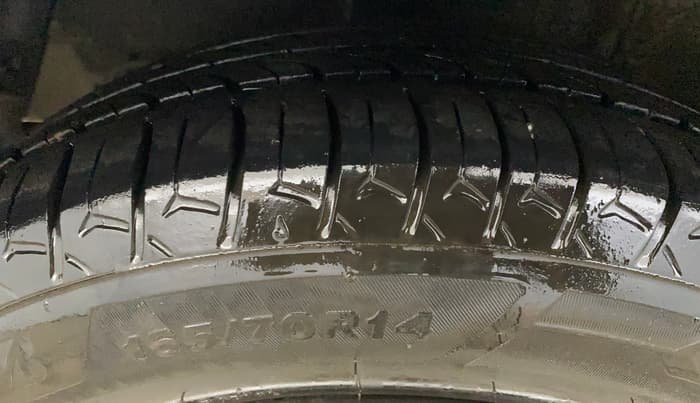 2019 Hyundai Grand i10 SPORTZ 1.2 KAPPA VTVT, CNG, Manual, 68,683 km, Right Rear Tyre Tread