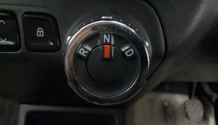 2016 Renault Kwid RXT 1.0 EASY-R  AT, Petrol, Automatic, 18,513 km, Gear Lever
