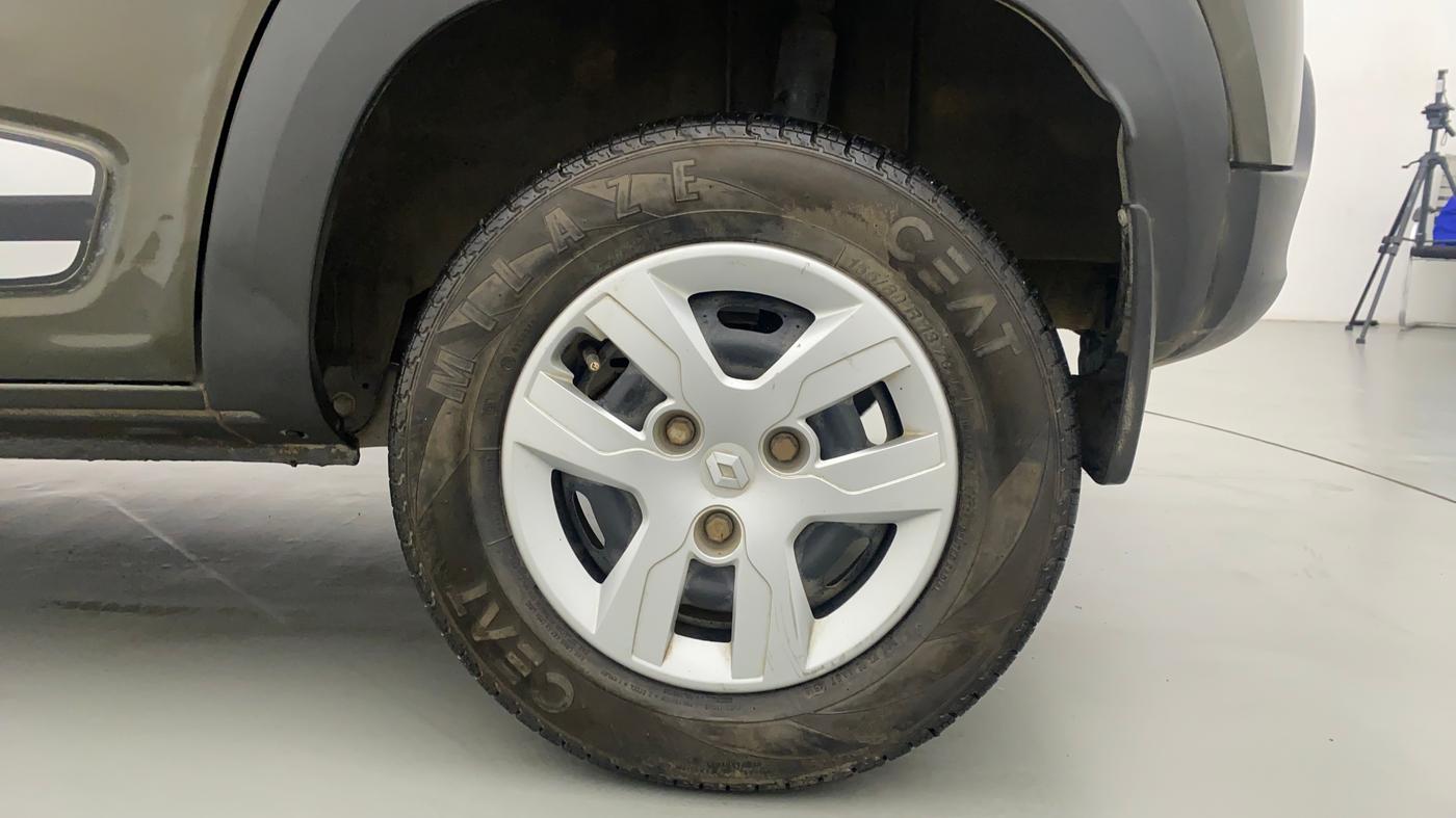 2016 Renault Kwid RXT 1.0 EASY-R  AT, Petrol, Automatic, 18,513 km, Left Rear Wheel