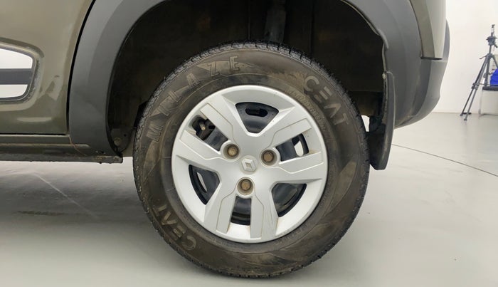 2016 Renault Kwid RXT 1.0 EASY-R  AT, Petrol, Automatic, 18,513 km, Left Rear Wheel