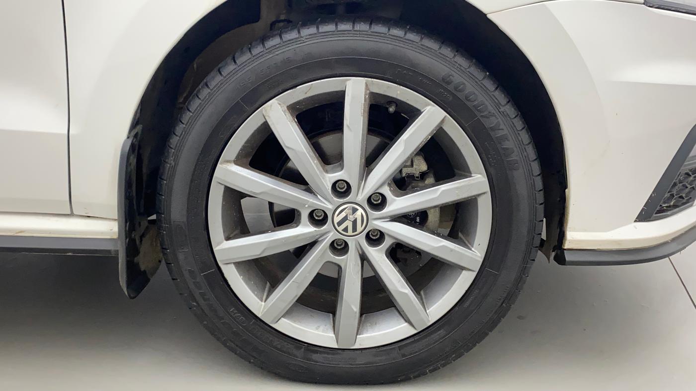 2020 Volkswagen Polo 1.0 GT TSI AT, Petrol, Automatic, 32,249 km, Right Front Wheel