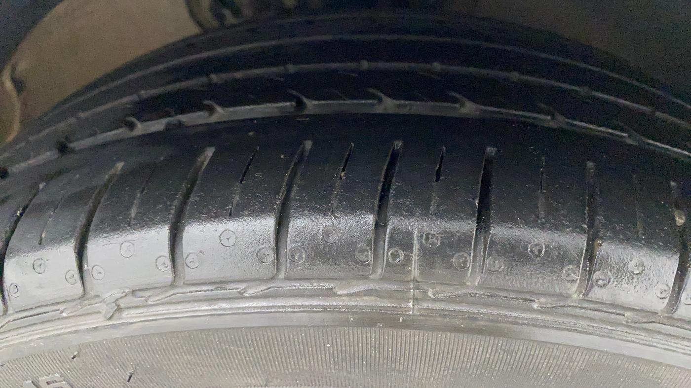 2020 Volkswagen Polo 1.0 GT TSI AT, Petrol, Automatic, 32,249 km, Right Front Tyre Tread