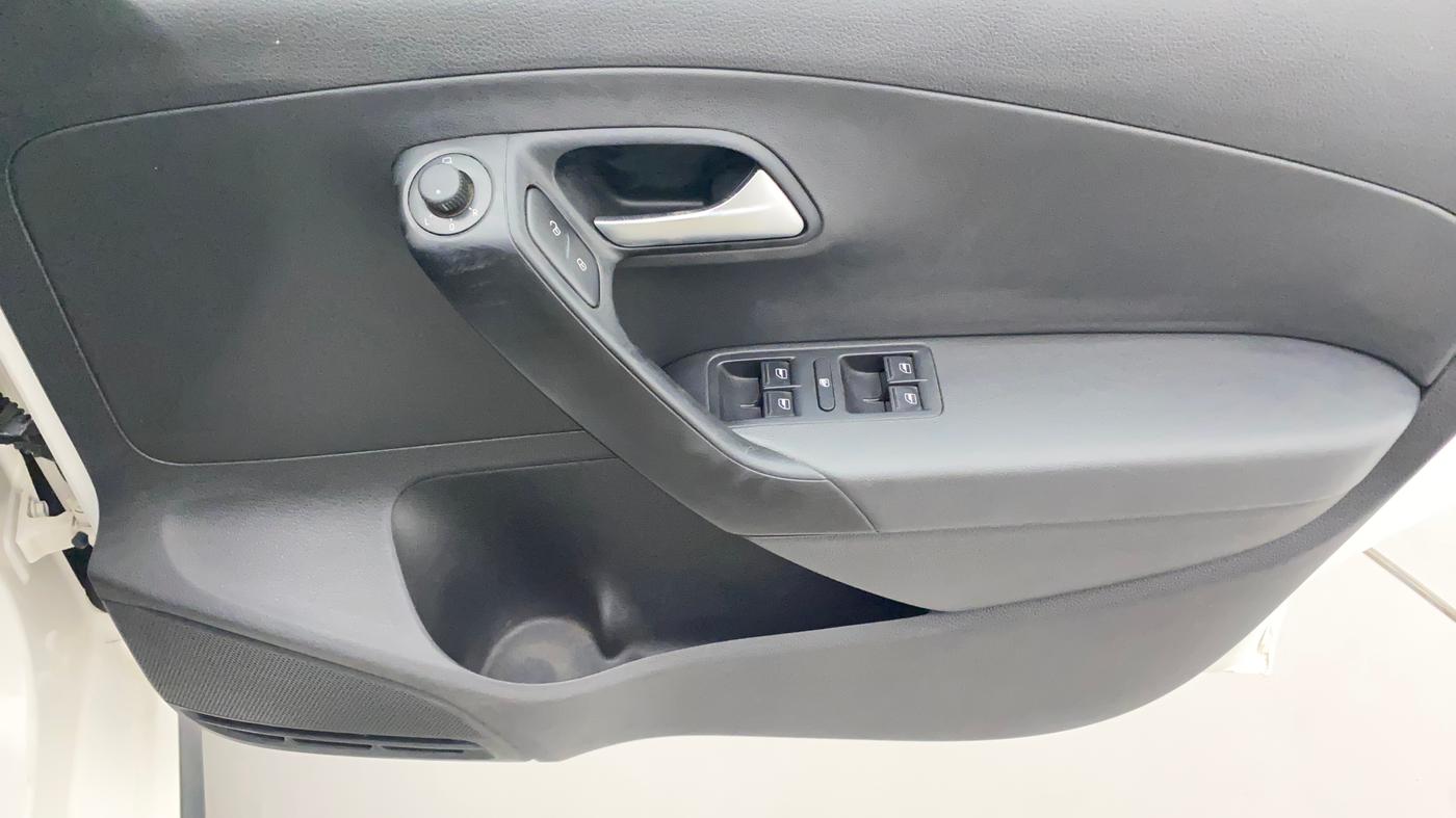 2020 Volkswagen Polo 1.0 GT TSI AT, Petrol, Automatic, 32,249 km, Driver Side Door Panels Control