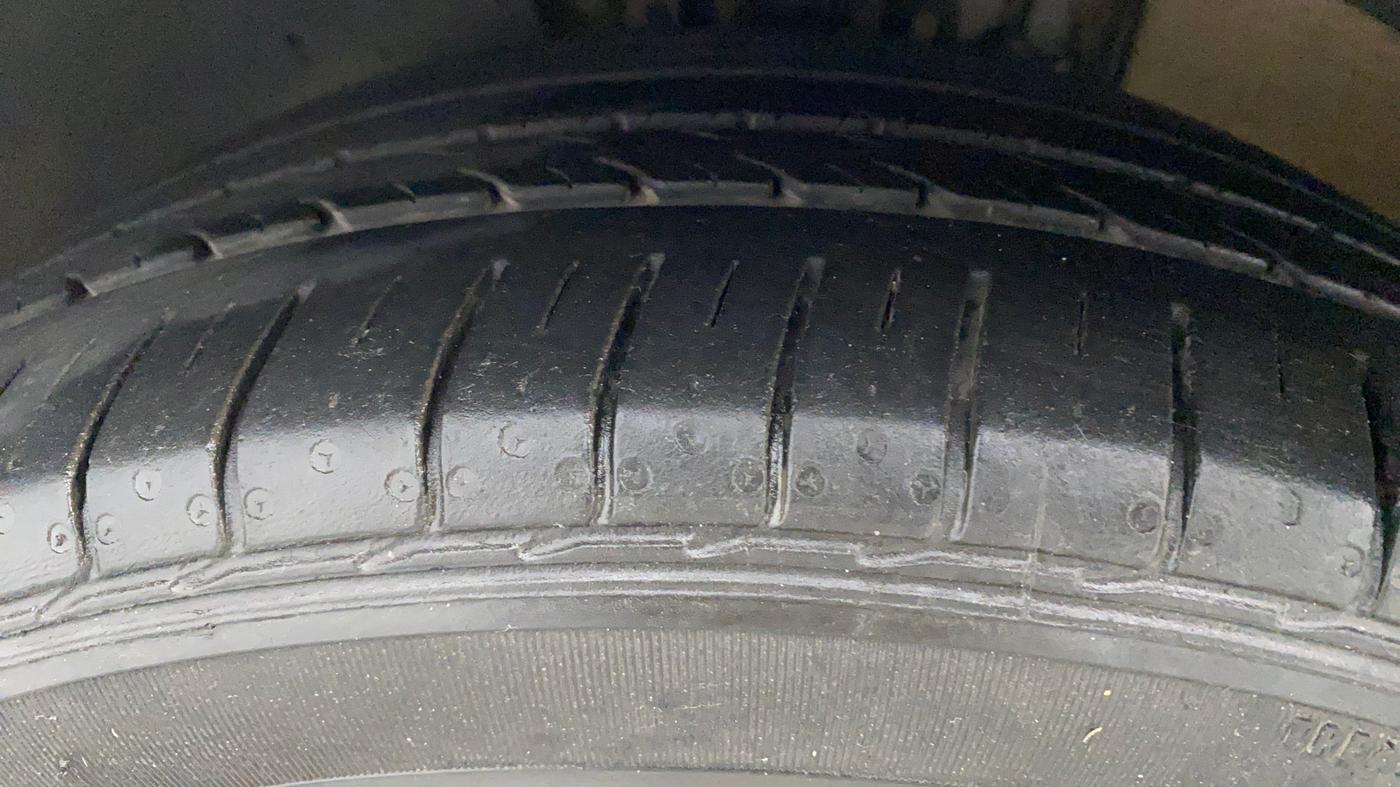 2020 Volkswagen Polo 1.0 GT TSI AT, Petrol, Automatic, 32,249 km, Left Front Tyre Tread