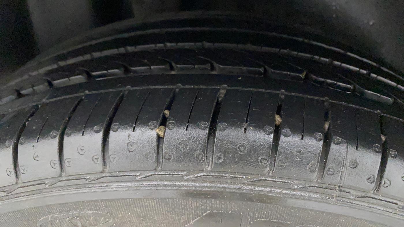 2020 Volkswagen Polo 1.0 GT TSI AT, Petrol, Automatic, 32,249 km, Right Rear Tyre Tread