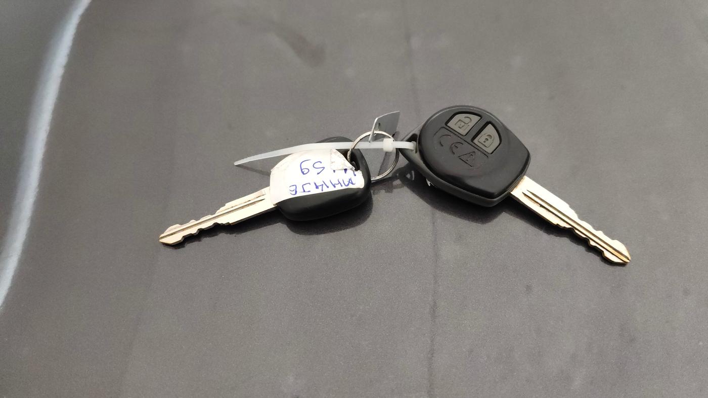 2020 Maruti S PRESSO VXI AMT, Petrol, Automatic, 32,582 km, Key Close Up