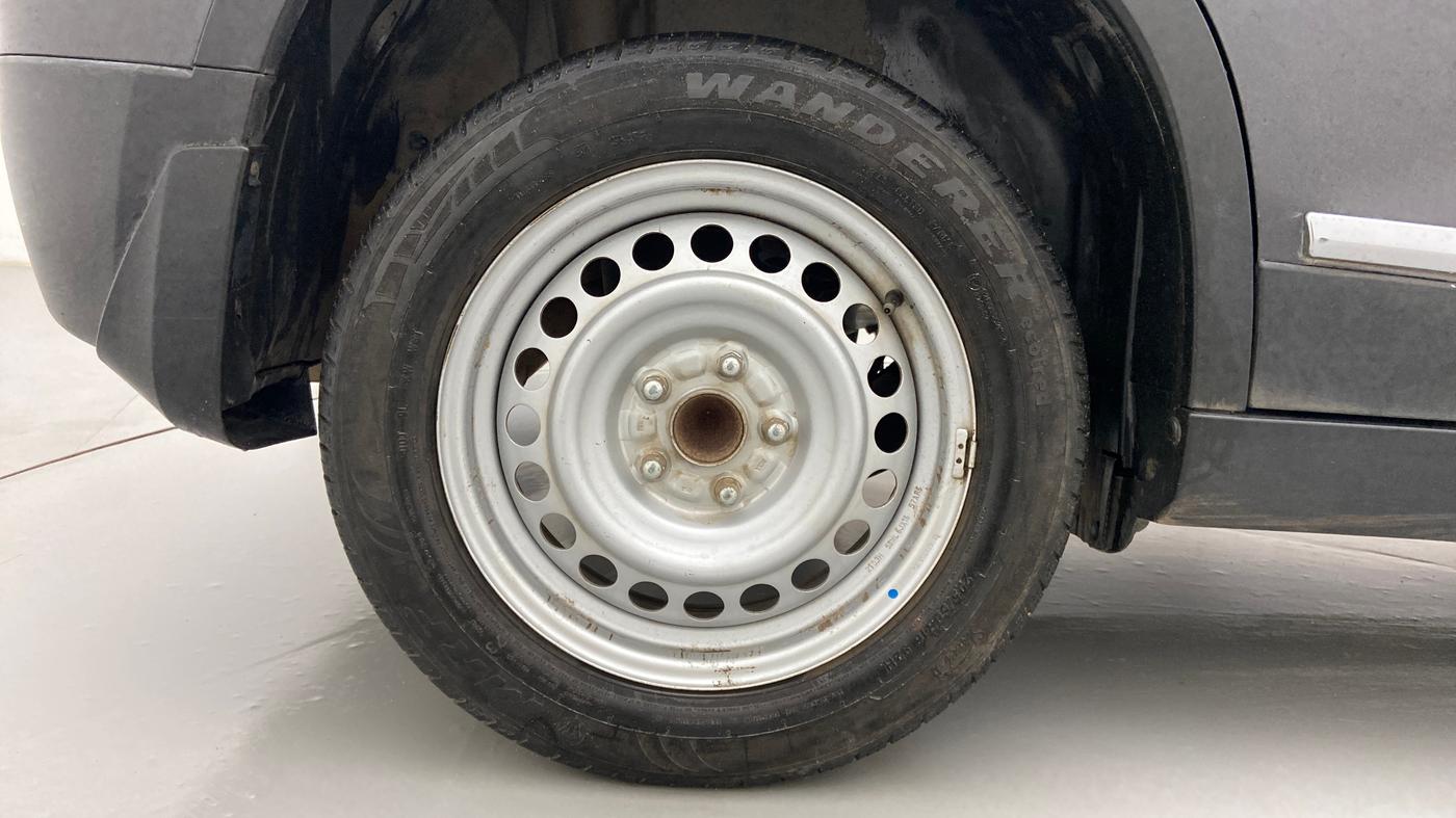 2021 Maruti Vitara Brezza LXI, Petrol, Manual, 45,332 km, Right Rear Wheel