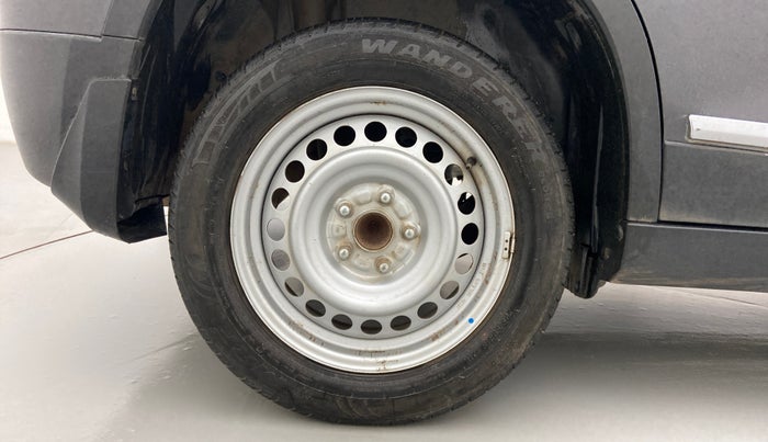 2021 Maruti Vitara Brezza LXI, Petrol, Manual, 45,332 km, Right Rear Wheel