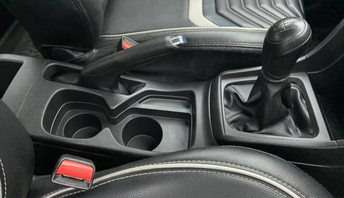 2021 Maruti Vitara Brezza LXI, Petrol, Manual, 45,332 km, Gear Lever