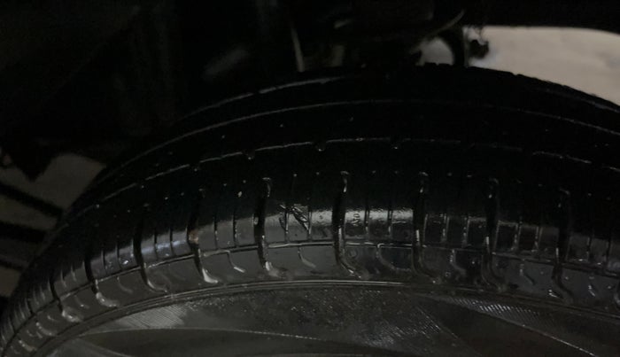 2017 Maruti Alto 800 LXI, Petrol, Manual, 53,495 km, Left Rear Tyre Tread